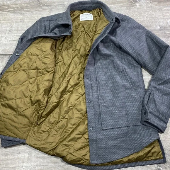 REI‎ Co-op Jacket Mens Small Gray Herringbone Quilted Snap Shirt Lined Insulated - Picture 3 of 10